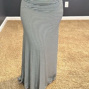 Black and White Stripe Maxi Skirt